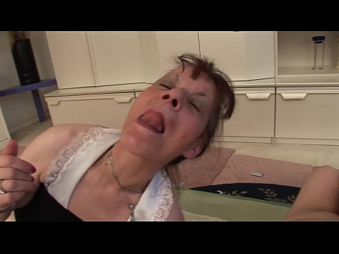 ❤️ Twee oumas en een oupa het 'n drietal ️ Porno by ons af.mailkassa.ru ﹏